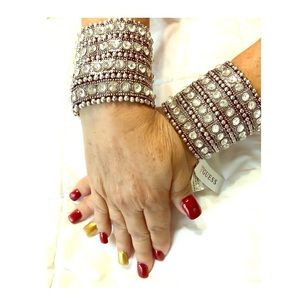 GUESS Women’s Basic Crystal Stone Stretch Bracelet